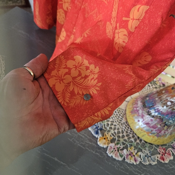 Men's button  up shrit - Picture 4 of 4